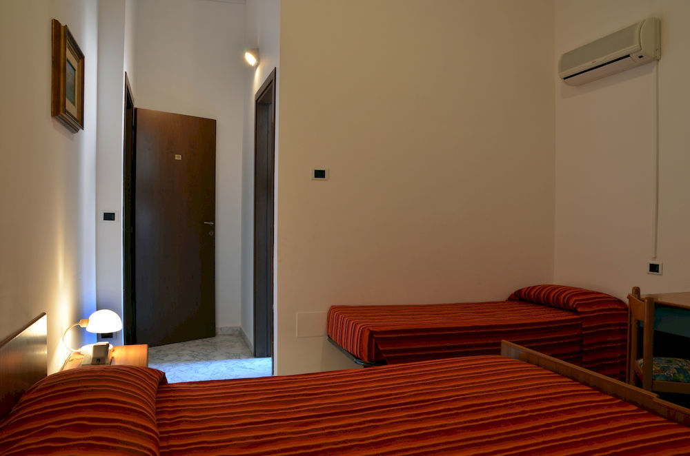 Roma Hotel Pineto Exterior foto